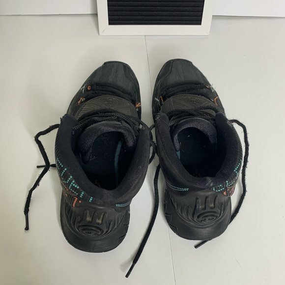 Nike Men’s Kyrie 6 Shot Clock 2020 Basketball Shoe Size 7.5 - Picture 8 of 13